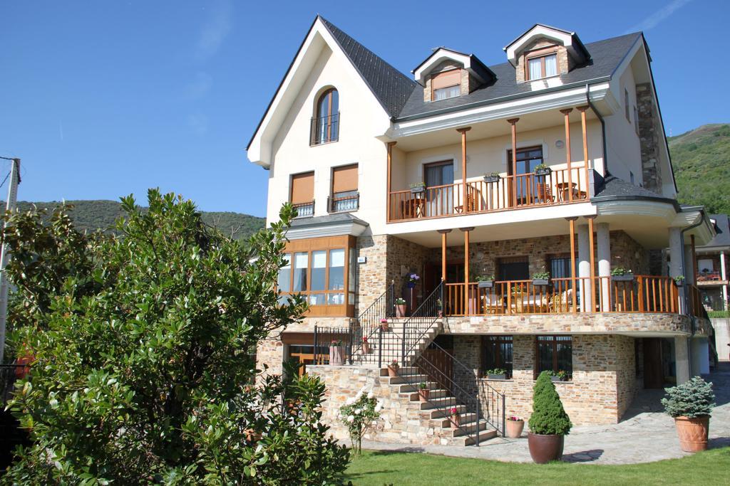 Villa Mencia Corullon Luaran gambar