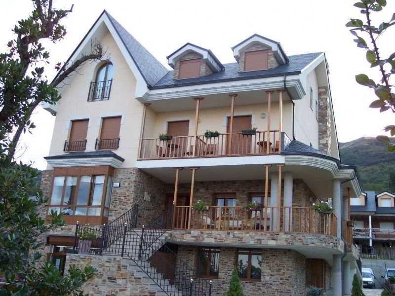 Villa Mencia Corullon Luaran gambar